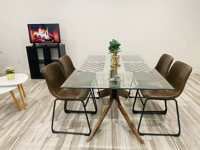 1 Bedroom Guest House Villa - HV2 glass dining table for four